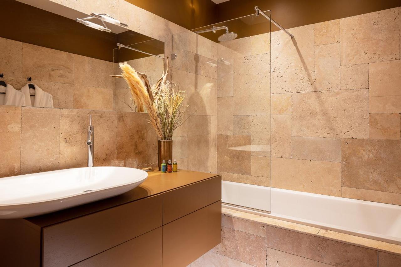 Margaret - Hotel Chouleur Нім Екстер'єр фото
