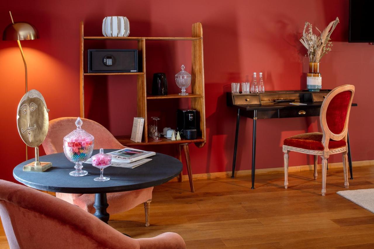 Margaret - Hotel Chouleur Нім Екстер'єр фото